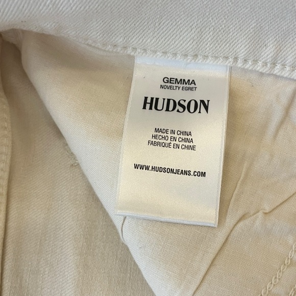 Anthropologie Hudson Gemma Mid Rise Ivory Egret Midi Denim Jean Shorts size 31 - Picture 6 of 7